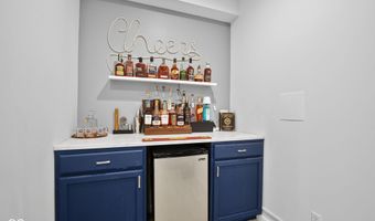 3033 Tuscarora Ln, Indianapolis, IN 46217