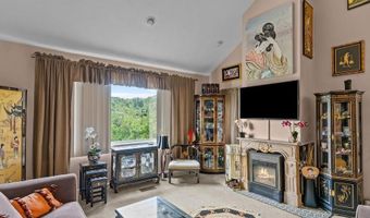 72 Hilltop Dr F, North Providence, RI 02904