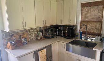 2 OAK St, Bridgeville, DE 19933