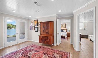 6430 Spinnaker Ln, Alpharetta, GA 30005