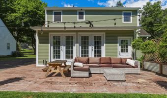 37 Cawley St, Bristol, CT 06010