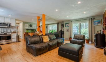 94 Whitehead Rd, Coventry, RI 02816