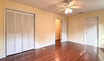 222 Ave D, Apalachicola, FL 32320