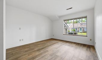 13775 SW SCHOLLS FERRY Rd 7, Beaverton, OR 97008