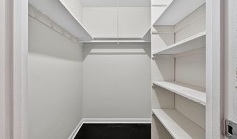 2321 ALTAMONT Pl SE 103, Washington, DC 20020