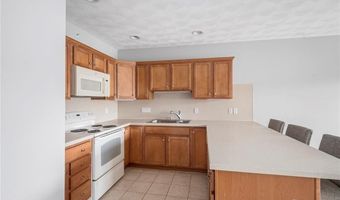 200 Roger Williams Ave 417, East Providence, RI 02916