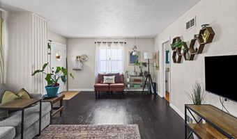 1103 DOUGLAS St, Alton, IL 62002