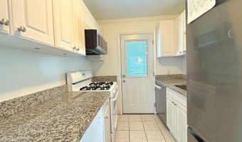 5700 FENWICK Dr, Alexandria, VA 22303