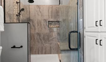 133 S PINE Ct, Appleton, WI 54914