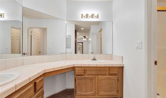11671 Maple St, Apple Valley, CA 92308