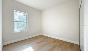 356 W 4TH St, Apopka, FL 32703