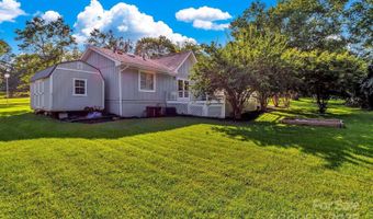 5 Fairway Dr, Arden, NC 28704