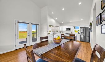 691 Auwaha St A, Haiku, HI 96708