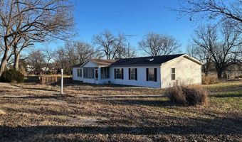 8731 Ottawa Rd, Altoona, KS 66710