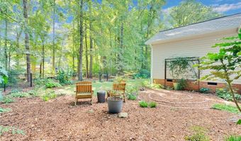 1609 Underpass Rd, Advance, NC 27006