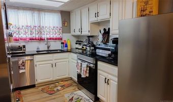 5209 SE Nowata Rd 104B, Bartlesville, OK 74006