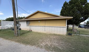 307 N 14th St, Artesia, NM 88210