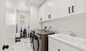 4203 Calle Del Vis, Oceanside, CA 92057