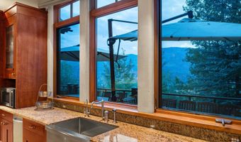 691 Pfister Dr, Aspen, CO 81611