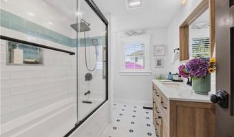 9 Dudley Dr, Narragansett, RI 02882