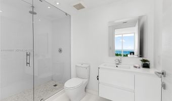 19955 NE 38th Ct 2205, Aventura, FL 33180