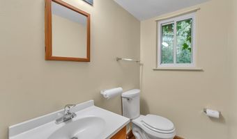2145 Steeplechase Dr, Ann Arbor, MI 48103