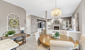14 Brittany Dr, Bayville, NJ 08721