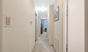 4203 KINGS MILL Ln, Annandale, VA 22003