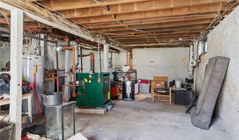 25 Hoppin Ave, East Providence, RI 02915