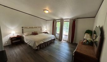 885 SANDY'S CAMP Rd, Big Sandy, TN 38221