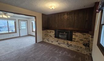 1614 Gateway Dr, Albert Lea, MN 56007