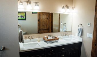 29 WHITE POINT Rd, Cora, WY 82925