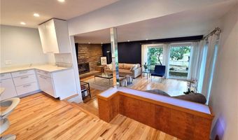 141 Glen Ridge Rd, Cranston, RI 02920