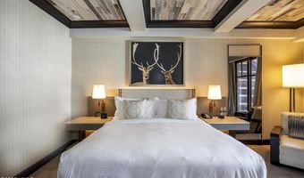 130 Daybreak Rdg Hs640, Avon, CO 81620