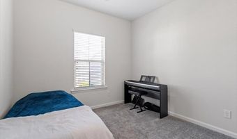 1035 Brownsmith Dr, Apex, NC 27502