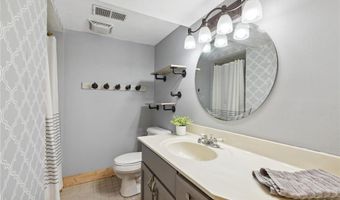 8685 79th St NW, Annandale, MN 55302