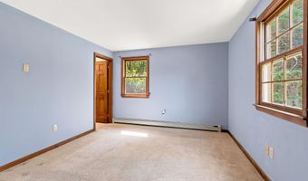 8 Bean Hill Rd, Belmont, NH 03220