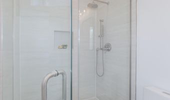 4347 HARRISON St NW 5, Washington, DC 20015