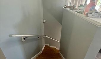 140 Alden Ave, Warwick, RI 02886