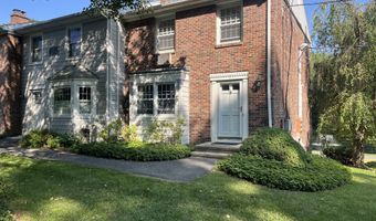 1 Silvermine Mnr 1, Brookfield, CT 06804