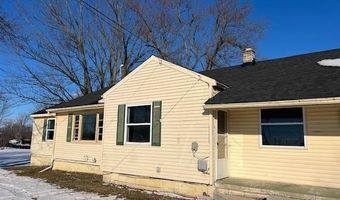 6000 W Beecher Apt B, Clayton, MI 49235