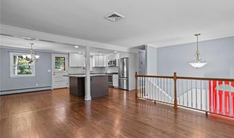 66 Mawney St, East Greenwich, RI 02818