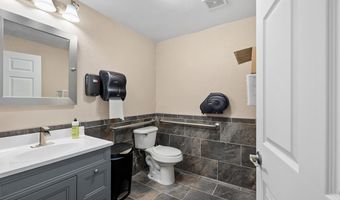 1208 E PERSHING Blvd, Cheyenne, WY 82001