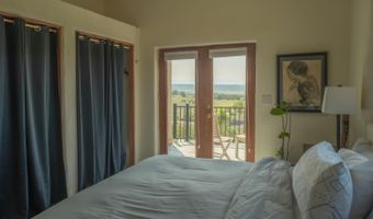 38 Tres Lomas, Arroyo Hondo, NM 87529