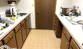 116 N Moore St, Algona, IA 50511