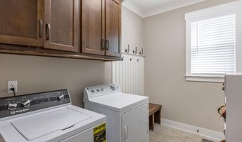 11031 Prairie Lake Dr, Apison, TN 37302