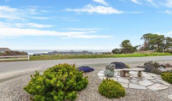 975 OCEAN Dr, Bandon, OR 97411