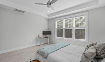 409 S Tunstall Ave, Apex, NC 27502