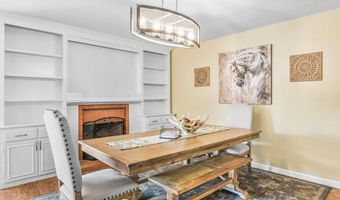 1355 Knoll Dr, Oceanside, CA 92054