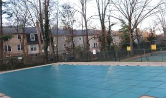 2059 HUNTINGTON Ave 612, Alexandria, VA 22303